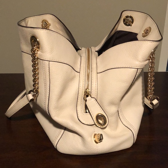 Coach turn lock purse - Picture 6 of 16